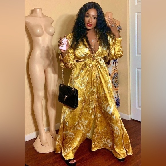 Renaissance woman dress - Picture 2 of 8